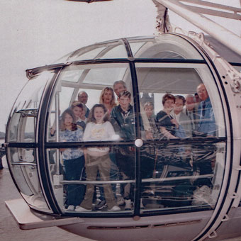 If you look carefully you'll see Liz, Bobs, Phil and John at the right side of the pod