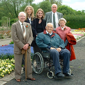 Frank, Elizabeth, Susan, Reg, John and Joyce