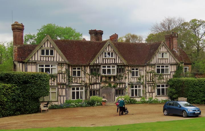Pashley Manor - where Liz went with Sheila Joan and Pat