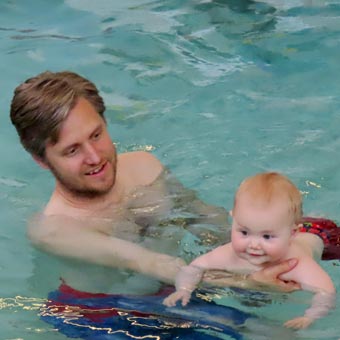Tim and Robyn in the swimming pool