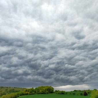 Amazing Clouds - on a walk from The Shoe at Exton